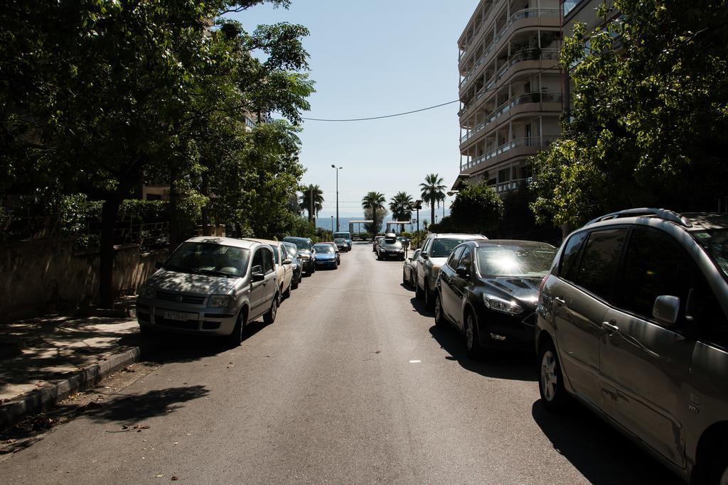 Coastal Apartment Palaio Faliro Athena Bagian luar foto